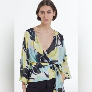 NWT The Kooples Hibiscus Kimono Top with Matching Skirt Set size 1